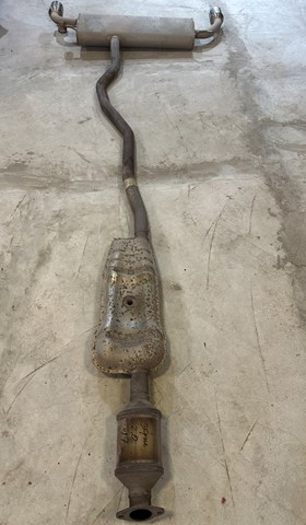 F2GZ5F250B FORD Глушитель, центральная и задняя часть купить в Ровно