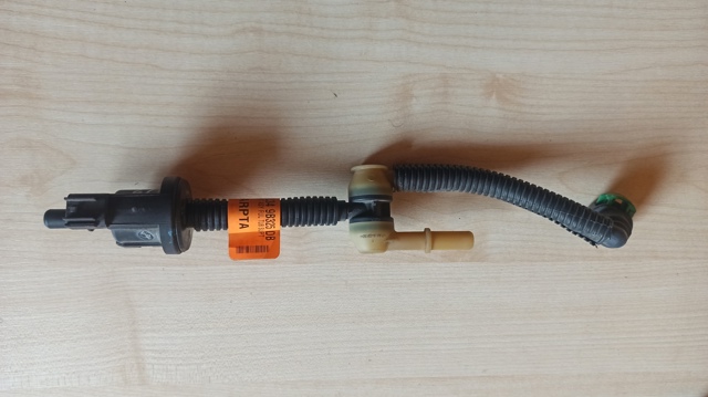 Клапан адсорбера топливных паров GL3Z9B325B FORD