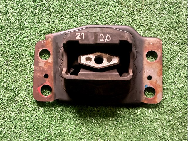 Подушка коробки K2G37M121AA FORD