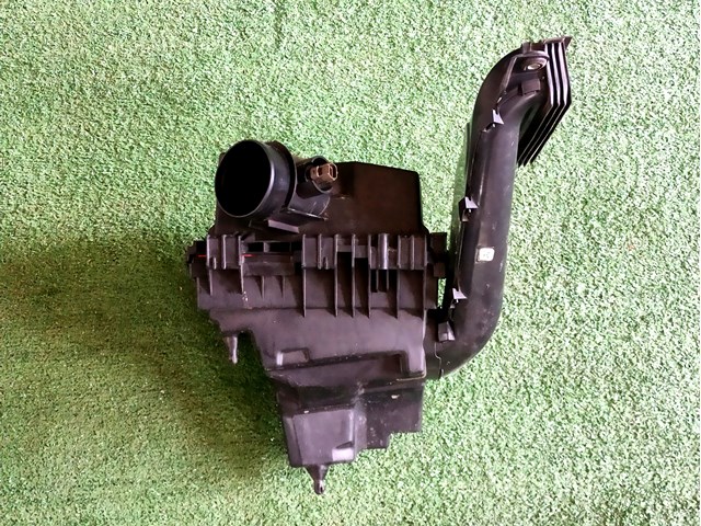 Корпус воздушного фильтра K2GZ9600A FORD