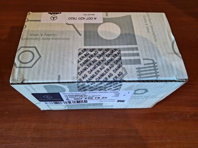 MERCEDES 0004206704 Колодки тормозные задние дисковые в наличии Ужгород