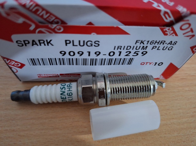 Свечи зажигания Toyota Camry 7