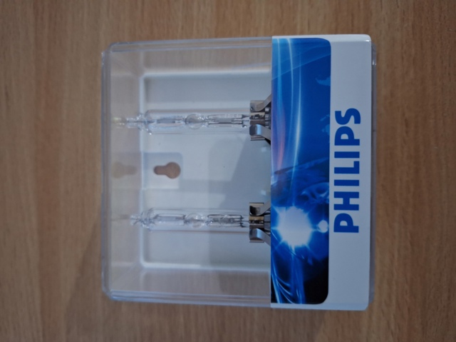 Лампочка ксеноновая D2S PHILIPS