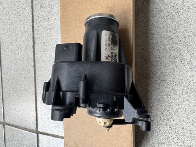Клапан привода заслонки EGR 11618570791 BMW