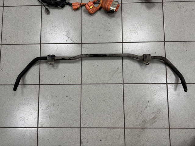 Стабилизатор передней подвески 548102T030 HYUNDAI