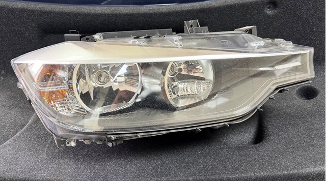 Фара основная правая 63117259550 BMW