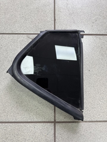 Стекло угловое двери задней 834272T010 HYUNDAI