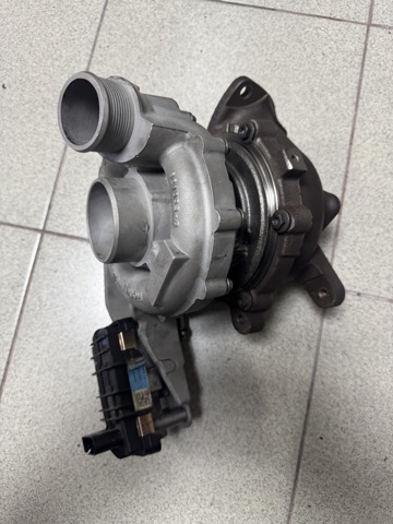 LR084606 LAND ROVER Турбина купить в Павлоград