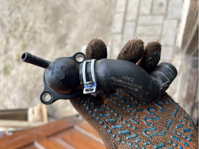 Фланец системы охлаждения (тройник) на Seat Arona KJ7 внедорожник (2017 ...