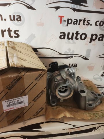 Помпа водяная, (насос) охлаждения, в сборе с корпусом 1603225010 TOYOTA