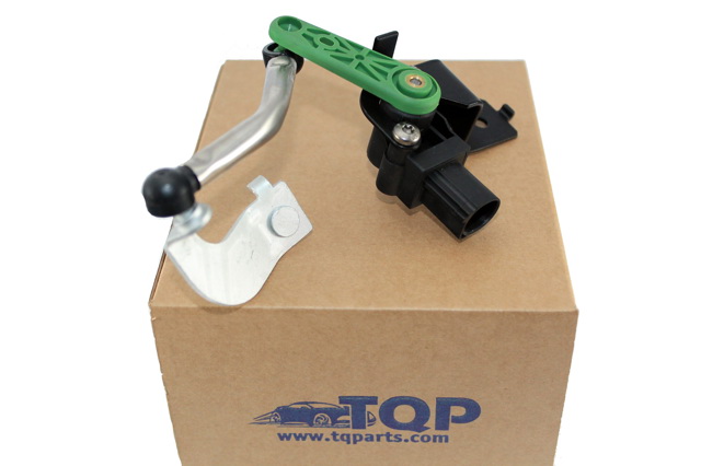 Датчик уровня положения кузова, передний правый TQ45037 TQPARTS