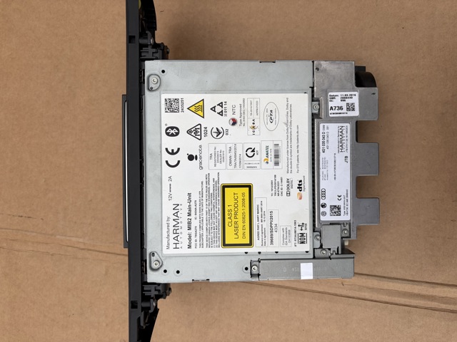 VAG 4G1035043D Магнитола (радио AM/FM) в наличии Ирпень