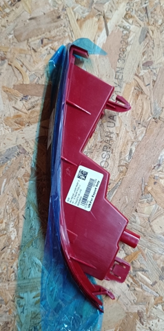 63147442270 BMW Правый катафот заднего бампера купить в Чернигов