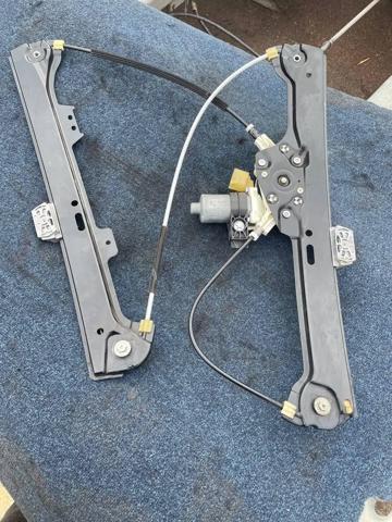 51337184383 BMW Стеклоподъемник передней левой двери купить в Днепр