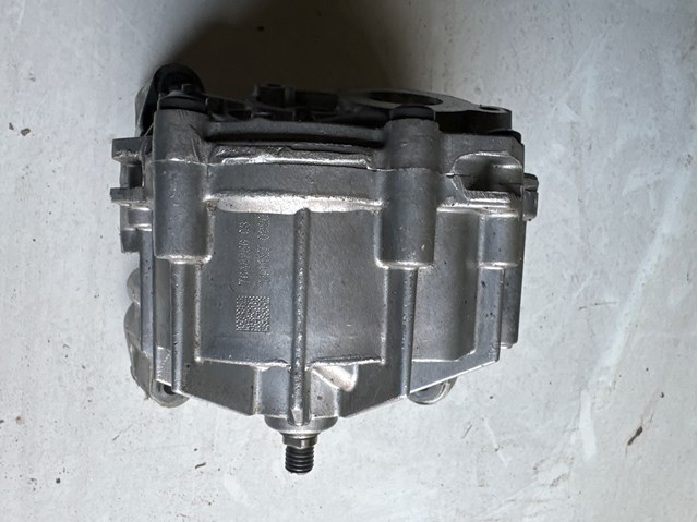 Помпа масляная 11417643256 BMW