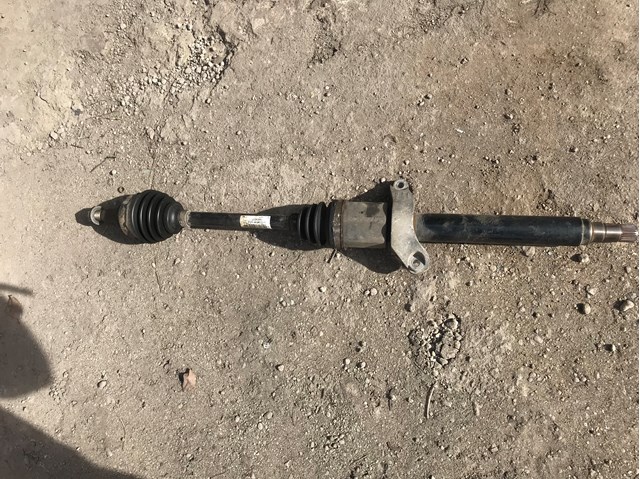Полуось передняя, правая 31609806468 BMW