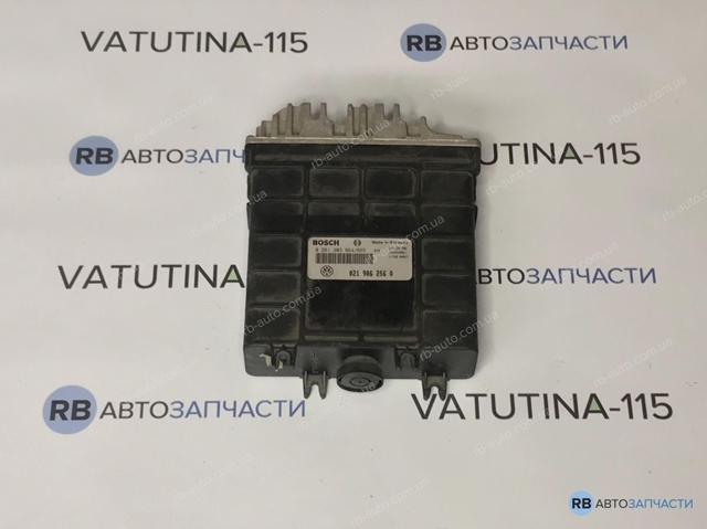 Модуль управления двигателем 021906256Q VAG