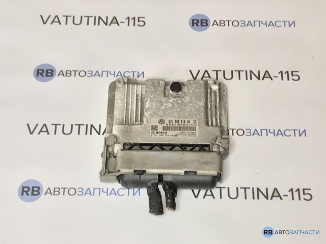 ЭБУ двигателем 03C906016AK VAG