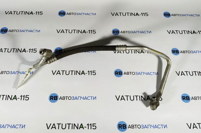 Трубка кондиционера от компрессора к радиатору 3C0820721P VAG