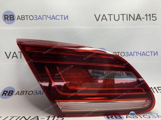 Задняя левая внутренняя фара 3C8945307AA VAG