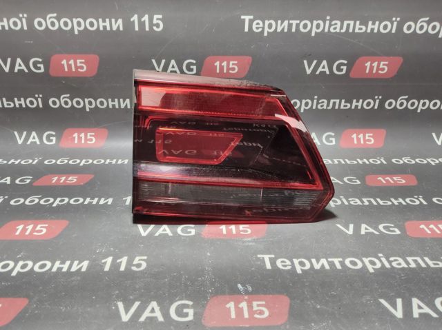 Задняя левая внутренняя фара 3CN945093A VAG