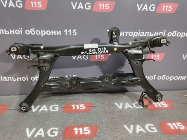 Поперечка задней подвески 3QF505235K VAG