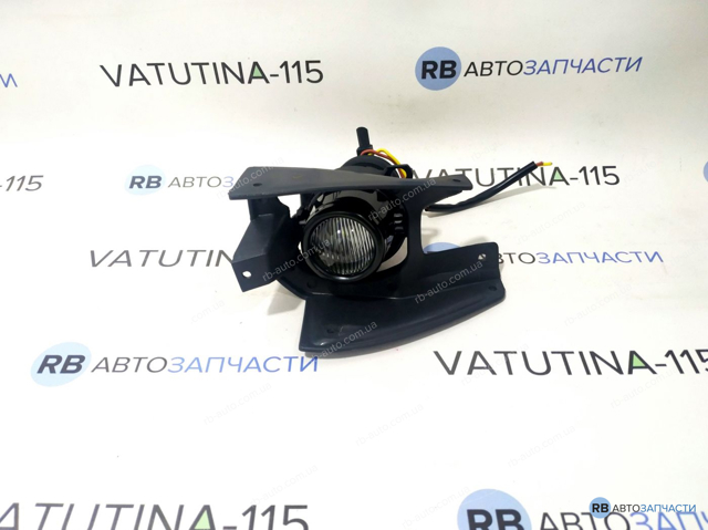 Противотуманка правая 4403H2E DEPO