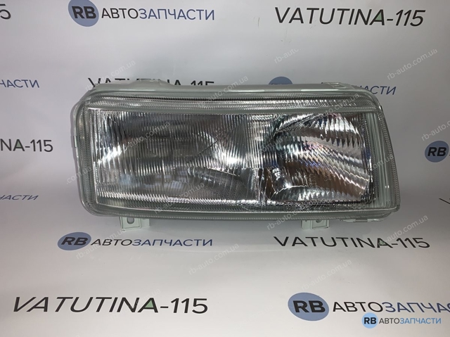 Правая блок фара Volkswagen Passat B3, B4