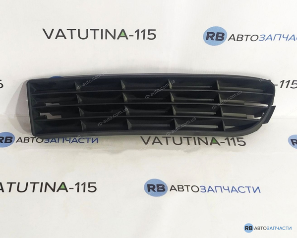 Решетка переднего бампера, левая 4A0807345J01C VAG