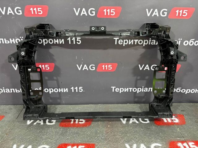 VAG 4M0805594B Суппорт радиатора в сборе (монтажная панель крепления фар) в наличии Ирпень