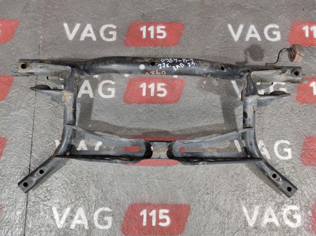 Балка задней подвески поперечная 561505315C VAG