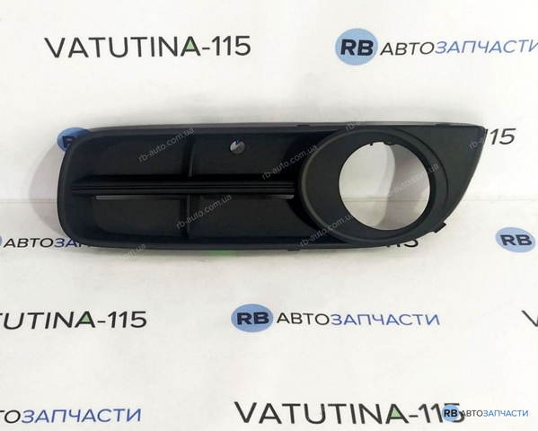 Заглушка, решетка противотуманных фар бампера переднего, левая 5J08536659B9 VAG