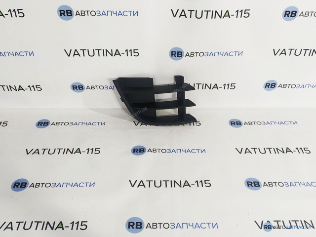Решетка переднего бампера, внутренняя правая 5J0853666A9B9 VAG