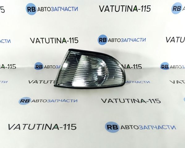 Левый фонарь указателя поворота 711315106918 MAGNETI MARELLI
