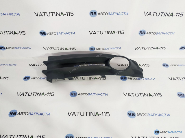 Заглушка, решетка противотуманных фар бампера переднего, правая FP7406914 FPS