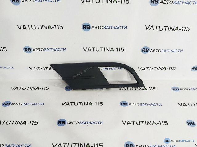 Решетка противотуманных фар левая FP7435911 FPS
