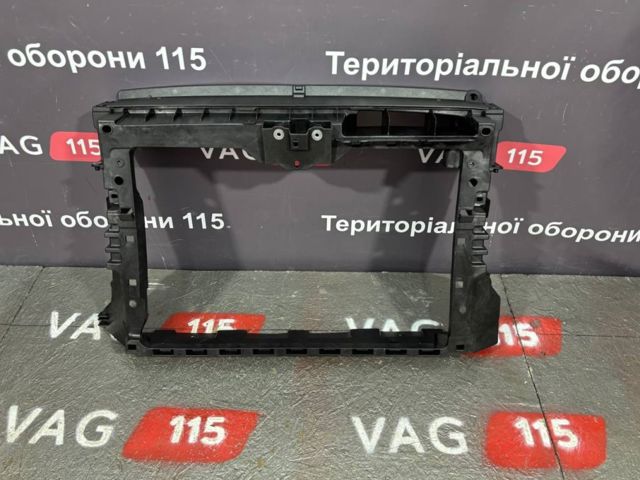 Суппорт радиатора в сборе FP7439200 FPS
