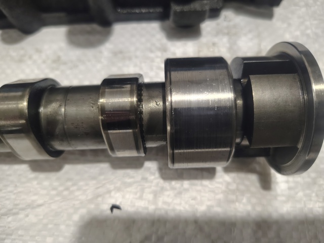 VAG 03C103475AK Крышка клапанная в наличии Чернигов