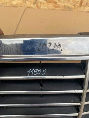 MERCEDES 2108880123 Решетка радиатора в наличии Кривой Рог