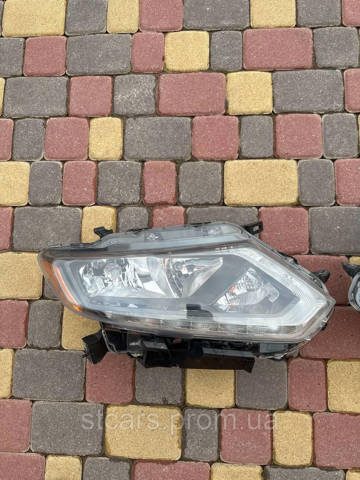 NISSAN 260604BA2A Фара левая в наличии Житомир