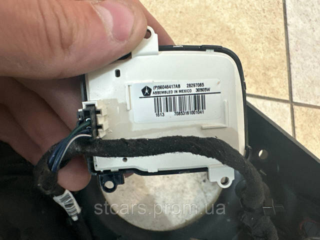 56046252AD CHRYSLER Блок кнопочных переключателей рулевого колеса купить в Харьков