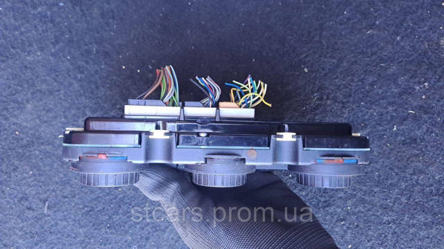 VAG 74677533 в наличии Полтава