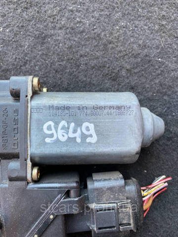 VAG 8D0959801D Мотор стеклоподъемника двери передней левой в наличии Сумы