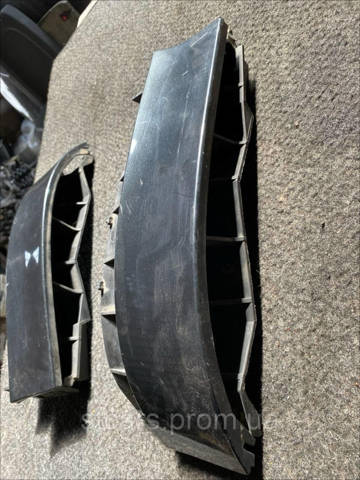 8L0807378A VAG Направляющая заднего бампера правая купить в Ровно