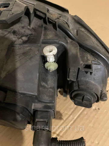 VAG 8P0941004A Правая фара в наличии Запорожье