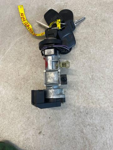 YXB100350 LAND ROVER купить в Ужгород