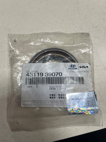 4311939070 HYUNDAI Сальник полуоси переднего моста купить в Одесса