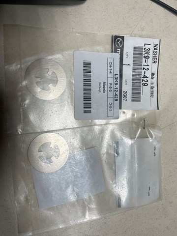 MAZDA L3K912429 Шайба регулировочная в наличии Одесса