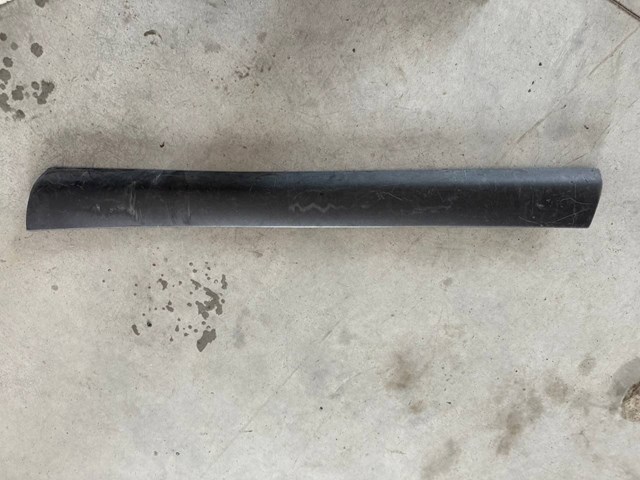750710E010 TOYOTA Накладка двери передней правой купить в Николаев