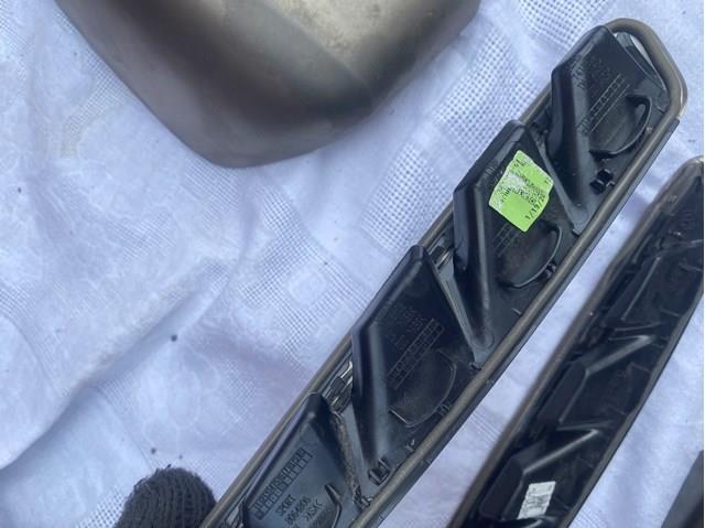 51137464922 BMW Решетка радиатора правая купить в Павлоград